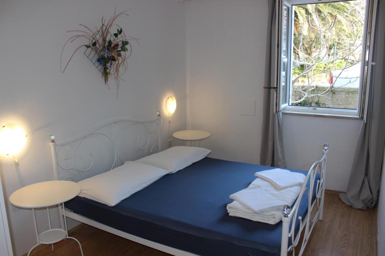 Apartments Blue Sea มาลีโลชินจ์ ภายนอก รูปภาพ