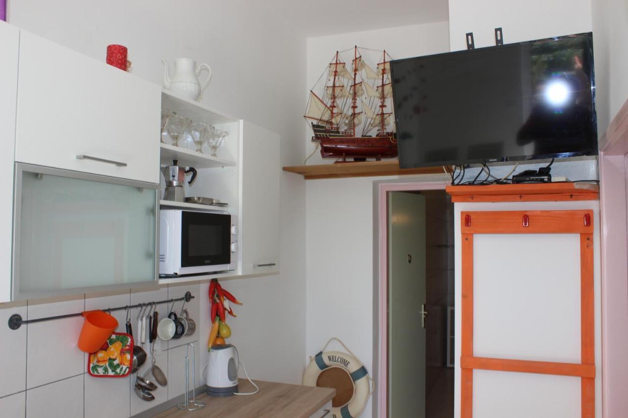 Apartments Blue Sea มาลีโลชินจ์ ภายนอก รูปภาพ